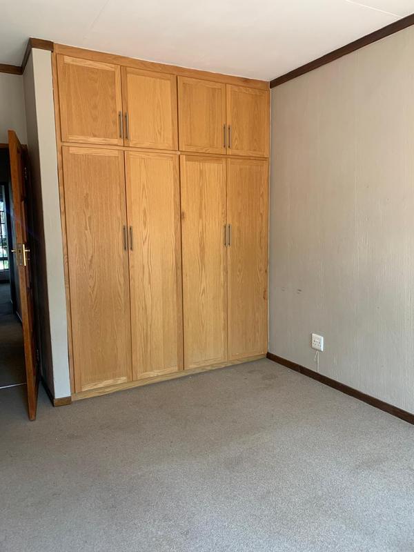 5 Bedroom Property for Sale in Wilkoppies North West